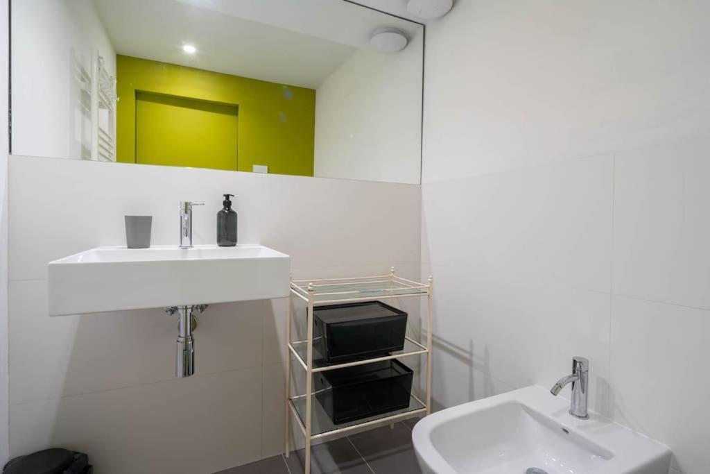 Rialto Green Design Apartment Venice Exterior photo