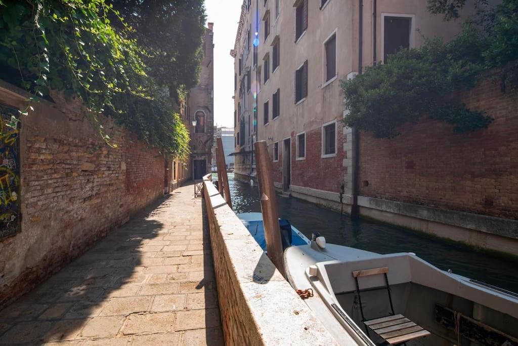 Rialto Green Design Apartment Venice Exterior photo