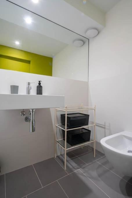 Rialto Green Design Apartment Venice Exterior photo