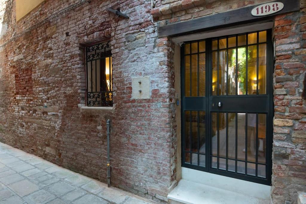 Rialto Green Design Apartment Venice Exterior photo